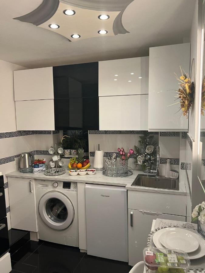 Apartment Luxe Free Wifi, Free Parking, Free Netflix Friern Barnet Exterior photo